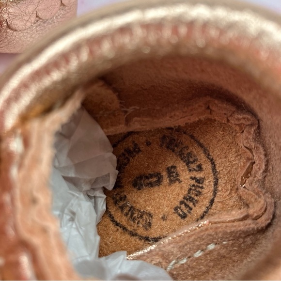 Freshly Picked baby shoes rose gold bow moccasin soft sole size 0 infant - Picture 11 of 12